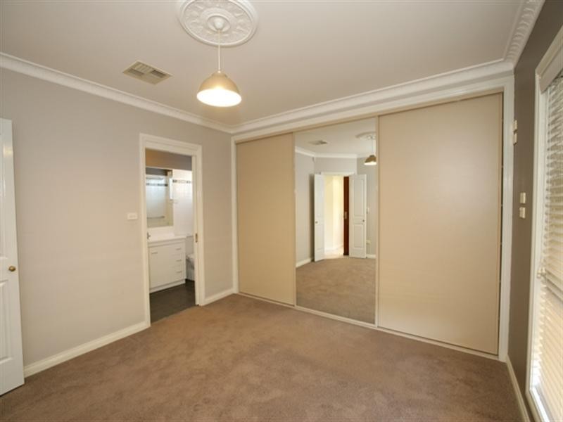 19 Tamar Drive, Tatton NSW 2650