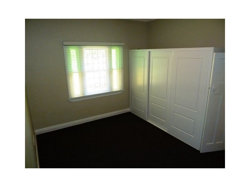 18 Lindsay Street, Wagga Wagga NSW 2650