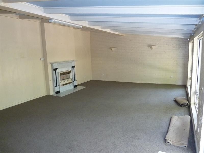 30 Garland Street, Wagga Wagga NSW 2650