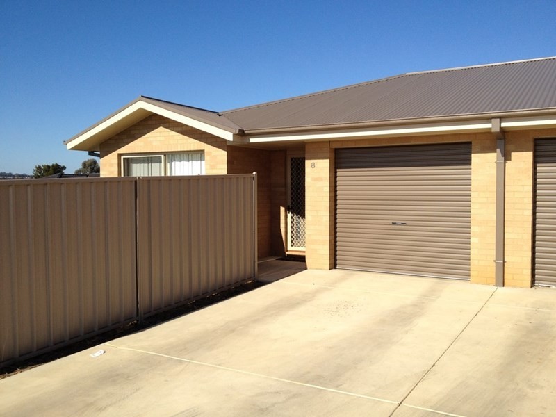 8/10 Mirrul Street, Wagga Wagga NSW 2650