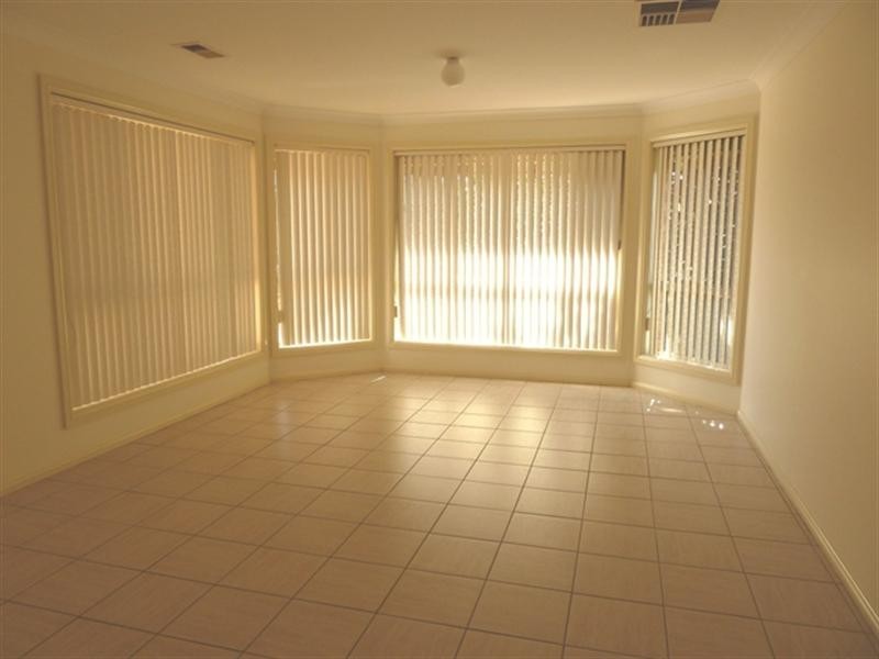 4 Harrier Street, Estella NSW 2650