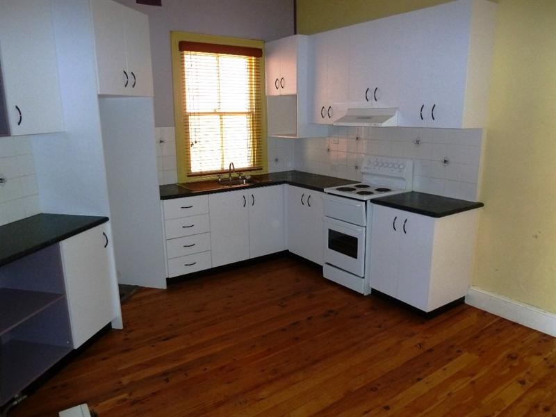 20 Albury Street, Wagga Wagga NSW 2650