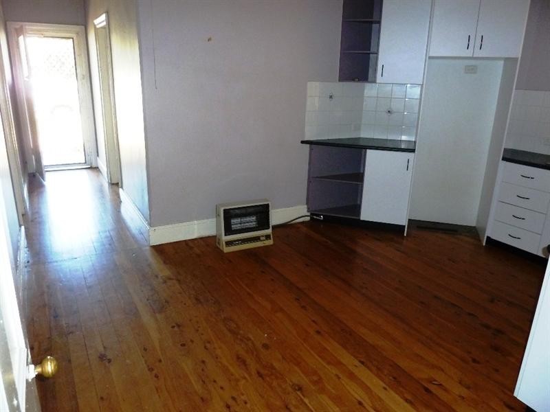 20 Albury Street, Wagga Wagga NSW 2650