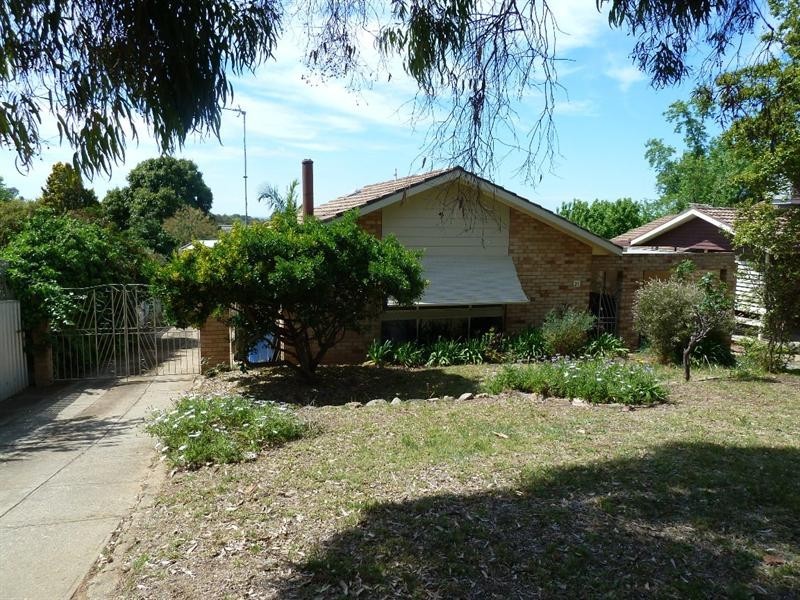 21 Wilks Avenue, Kooringal NSW 2650