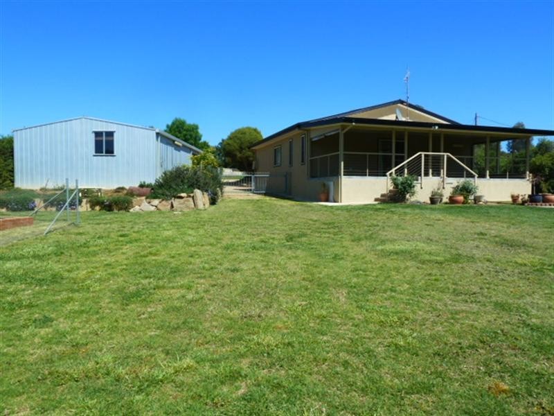 11 Eugene Avenue, Wagga Wagga NSW 2650