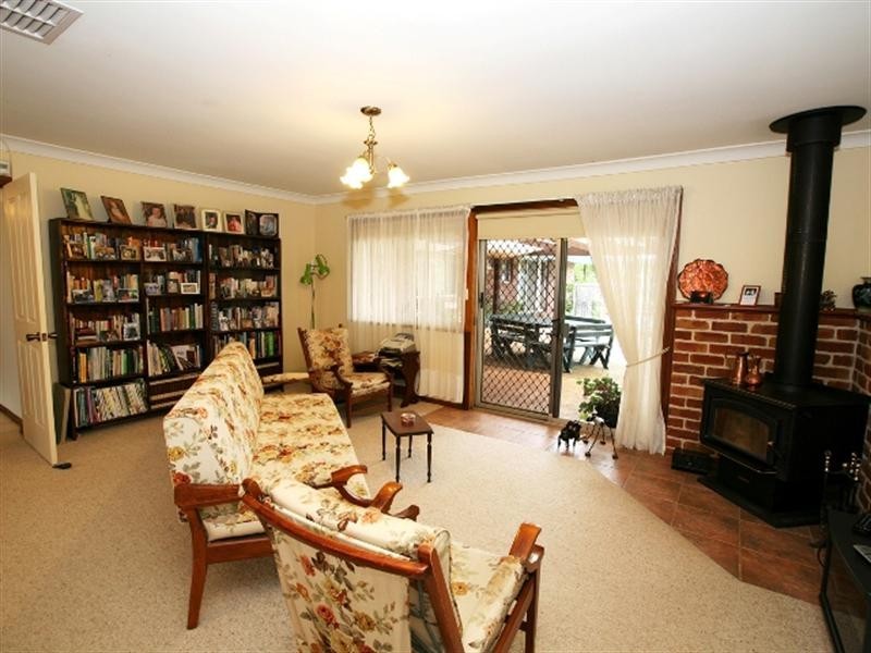 23 Cummins Drive, San Isidore NSW 2650