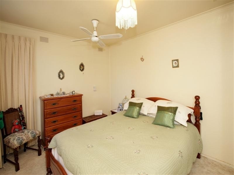 17 Menzies Avenue, Kooringal NSW 2650