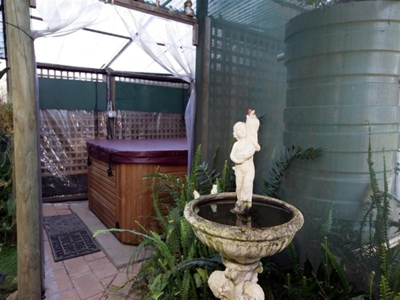 17 Menzies Avenue, Kooringal NSW 2650