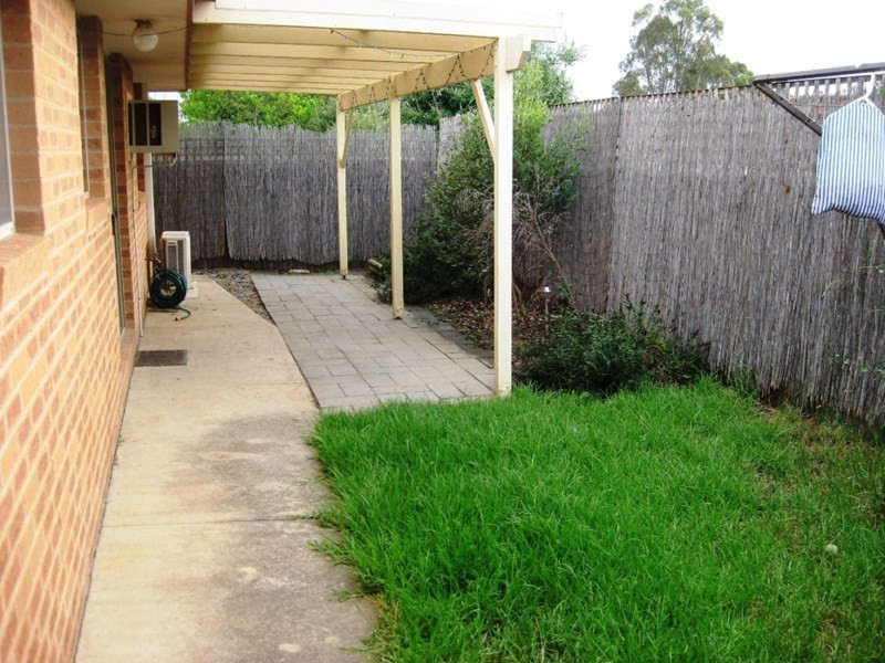 8/2 Leena Place, Wagga Wagga NSW 2650