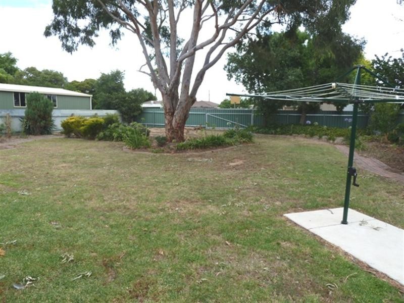 30 Inglis Street, Wagga Wagga NSW 2650