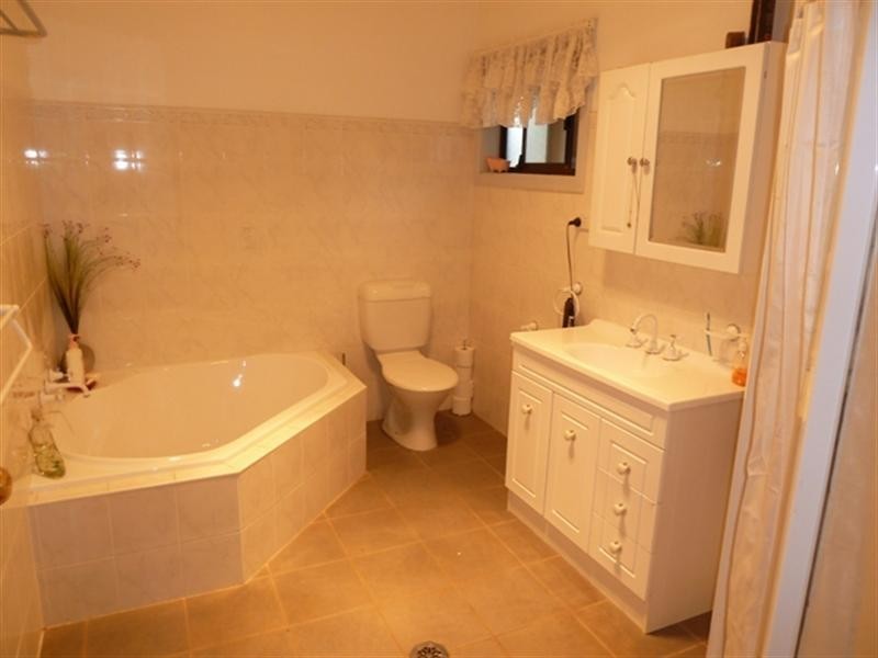 11 John Street, Wagga Wagga NSW 2650