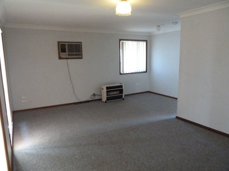 31 Langi Crescent, Wagga Wagga NSW 2650