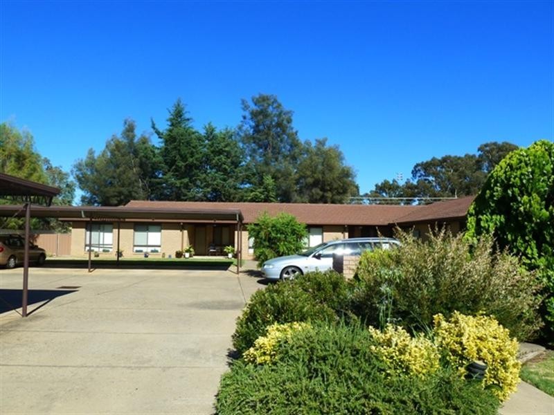 4/33 Wren Street, Wagga Wagga NSW 2650