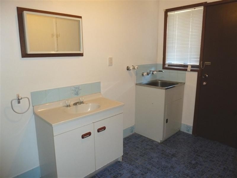 4/33 Wren Street, Wagga Wagga NSW 2650