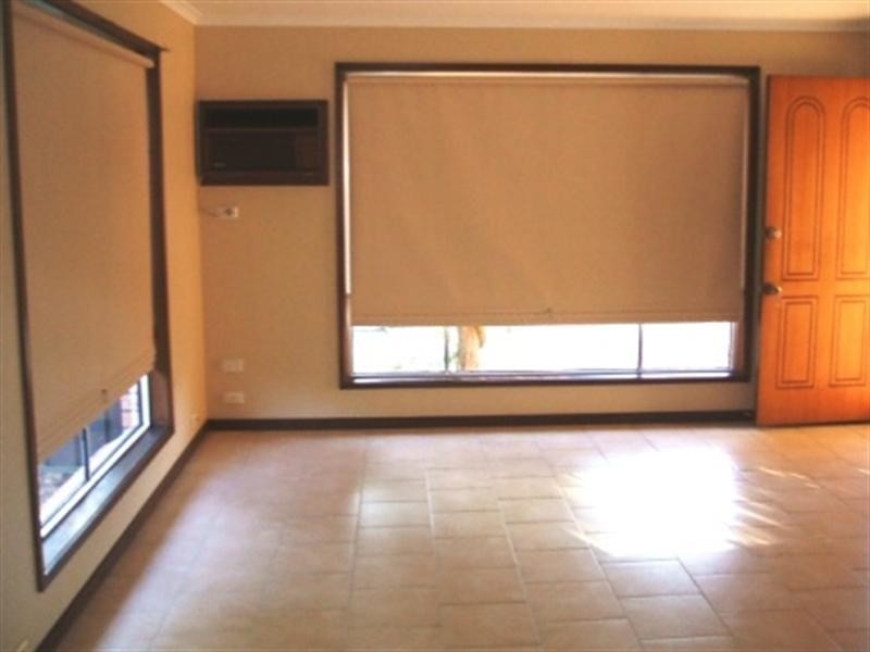 1/15 Kokoda Street, Wagga Wagga NSW 2650