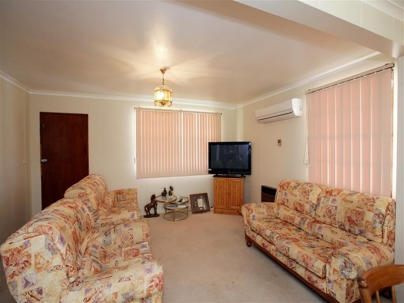 15 Menzies Avenue, Kooringal NSW 2650