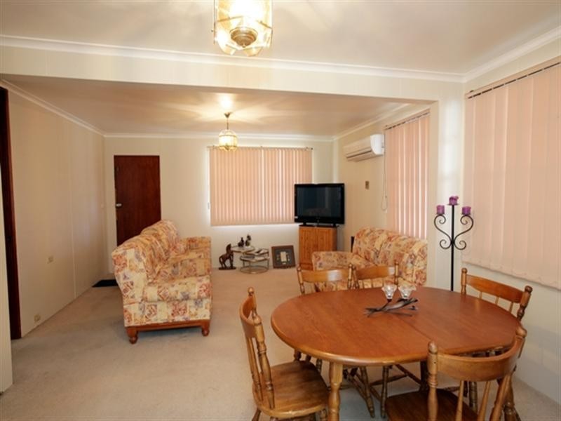 15 Menzies Avenue, Kooringal NSW 2650