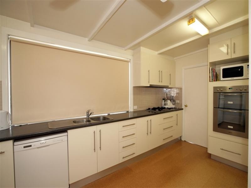 15 Menzies Avenue, Kooringal NSW 2650