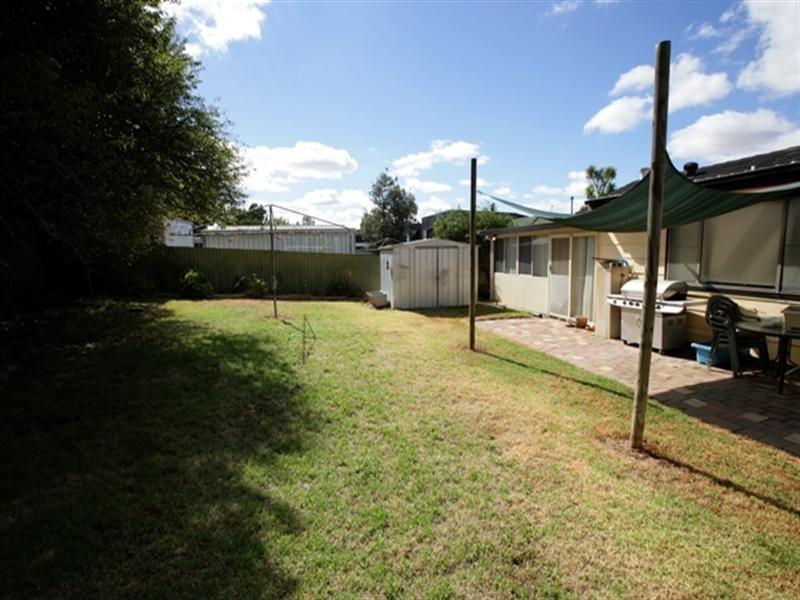 15 Menzies Avenue, Kooringal NSW 2650