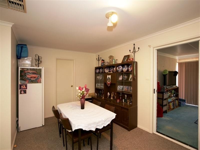 26 Kurrajong Avenue, Forest Hill NSW 2651