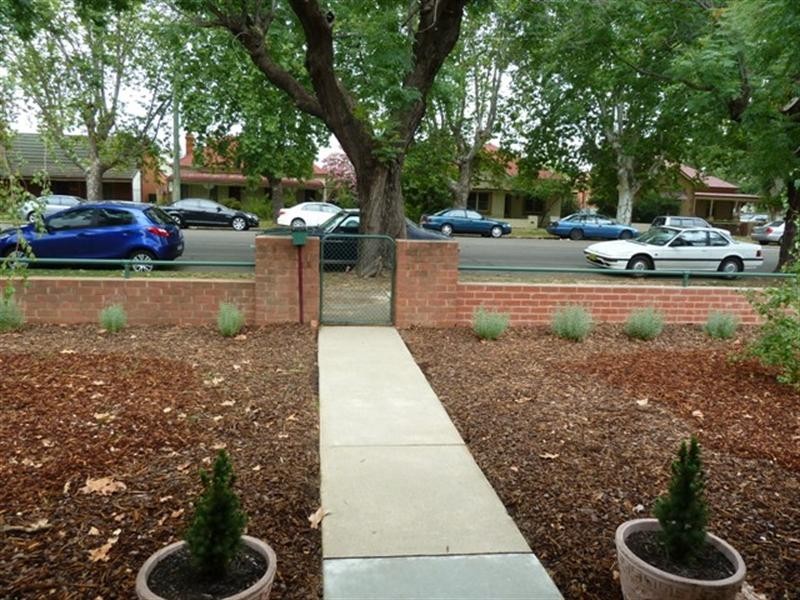 60 Best Street, Wagga Wagga NSW 2650