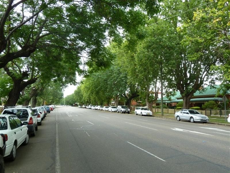 60 Best Street, Wagga Wagga NSW 2650