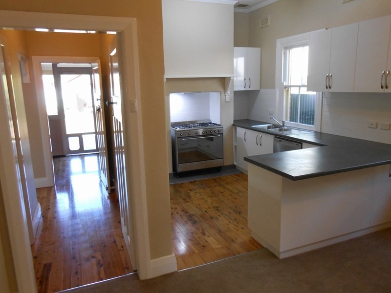 93 Fox Street, Wagga Wagga NSW 2650