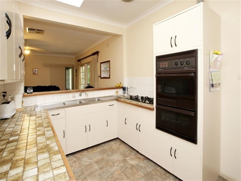 5 Moran Street, Tolland NSW 2650