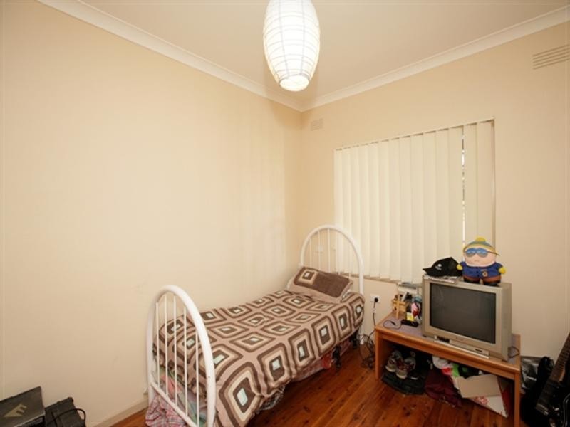 5 Moran Street, Tolland NSW 2650