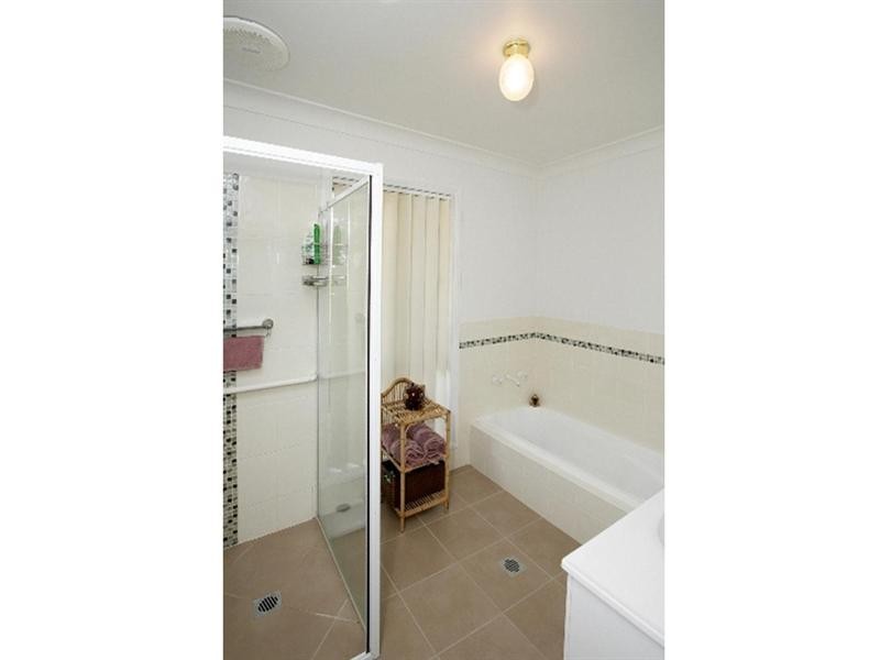 32 Swan Street, Wagga Wagga NSW 2650