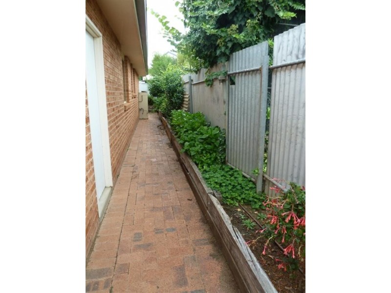 2/396 Lake Albert Road, Wagga Wagga NSW 2650