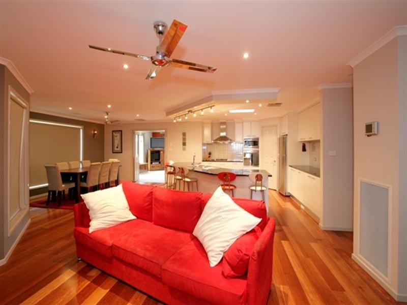 5 Balala Crescent, Bourkelands NSW 2650