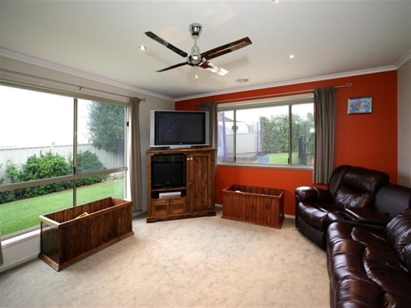 5 Balala Crescent, Bourkelands NSW 2650