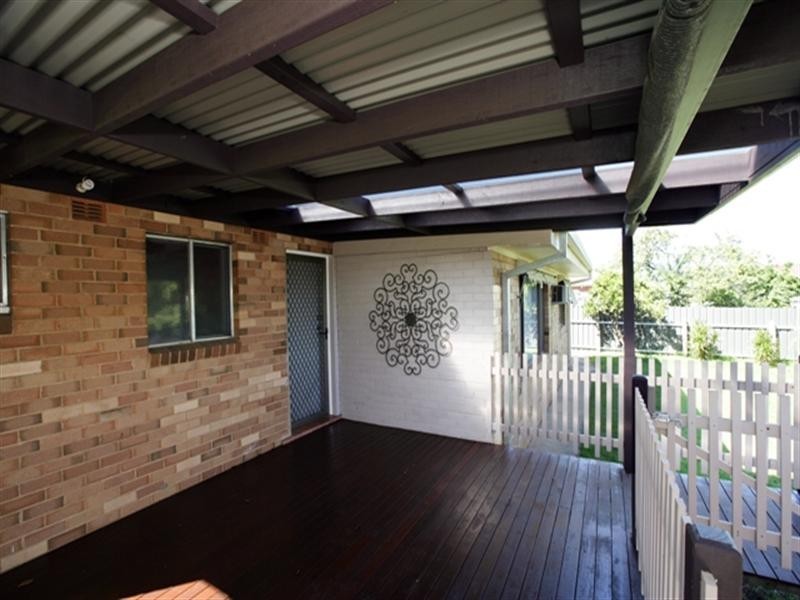 13 Bungown Place, Mount Austin NSW 2650