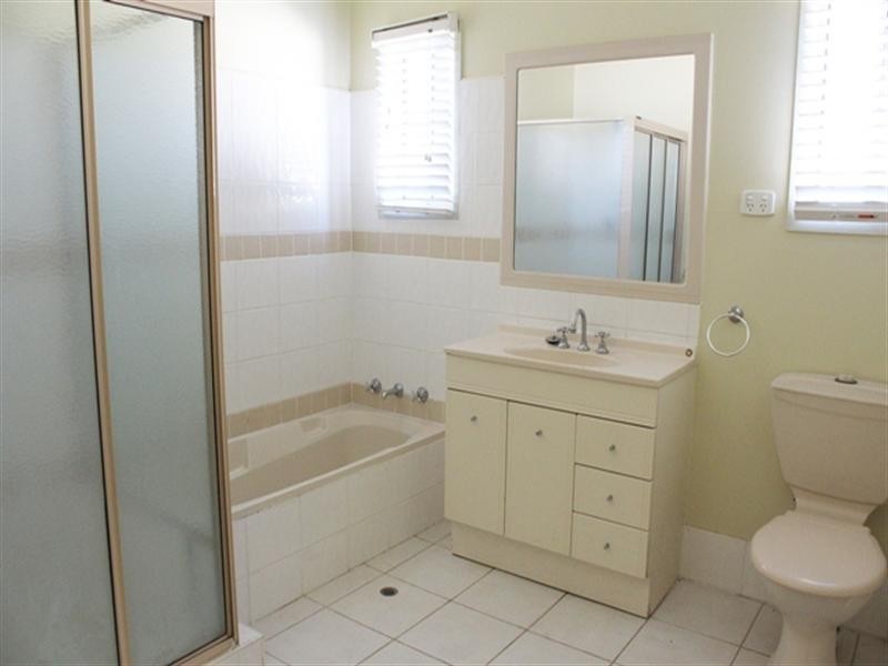 19 Nilma Avenue, Mount Austin NSW 2650