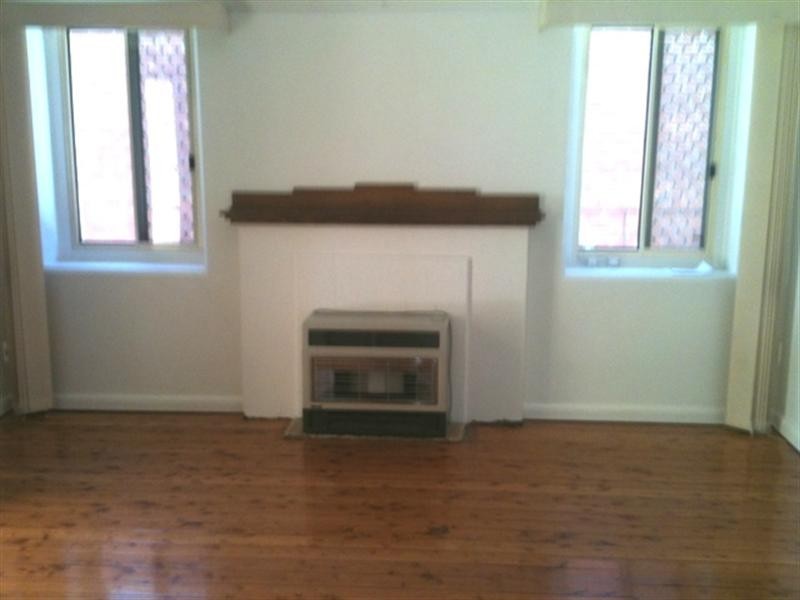 12 Darlow Street, Wagga Wagga NSW 2650