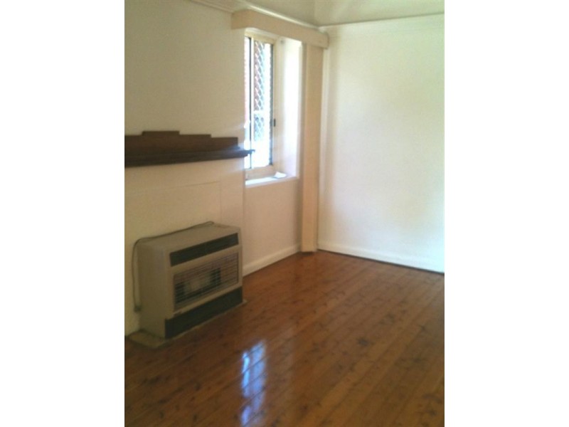 12 Darlow Street, Wagga Wagga NSW 2650