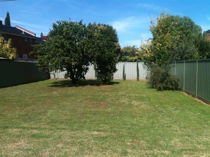 12 Darlow Street, Wagga Wagga NSW 2650