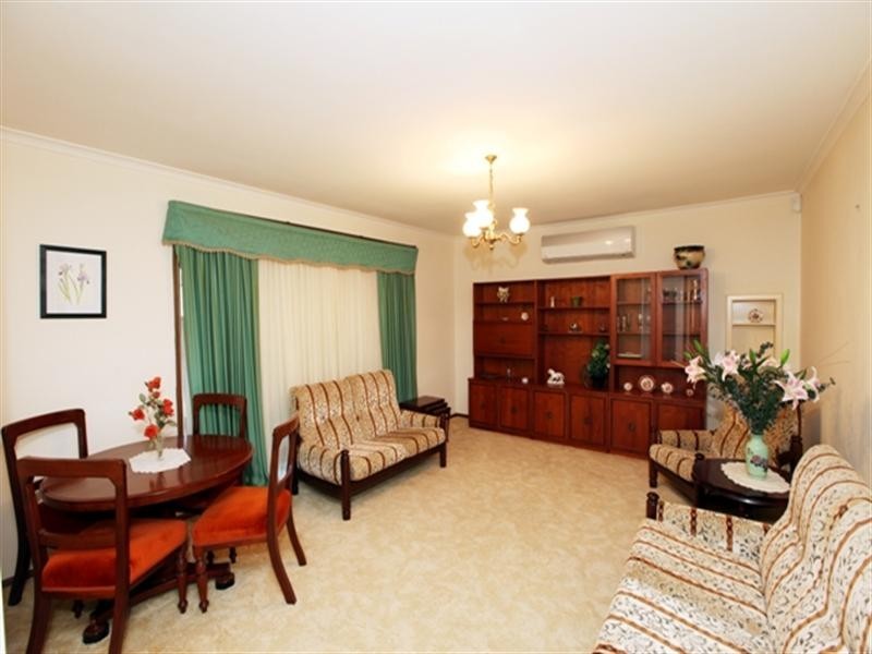 31 Merinda Crescent, Kooringal NSW 2650