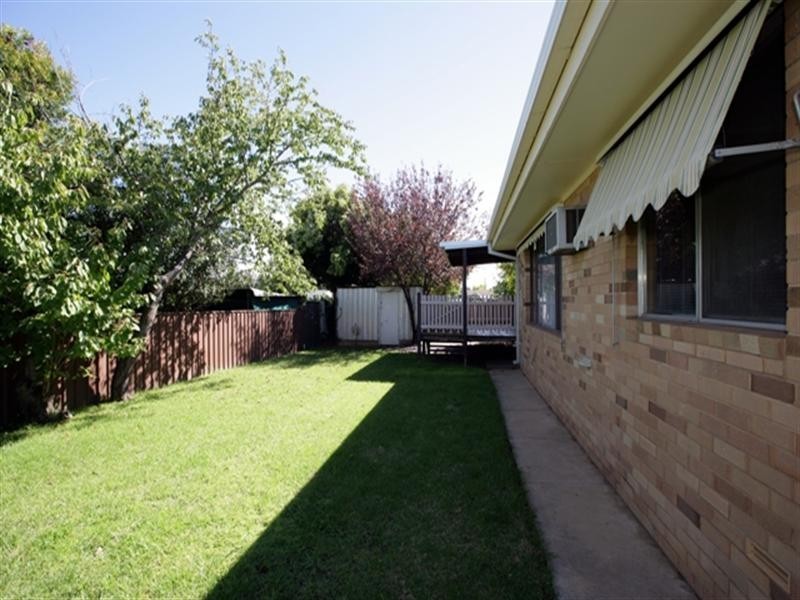 13 Bungown Place, Wagga Wagga NSW 2650