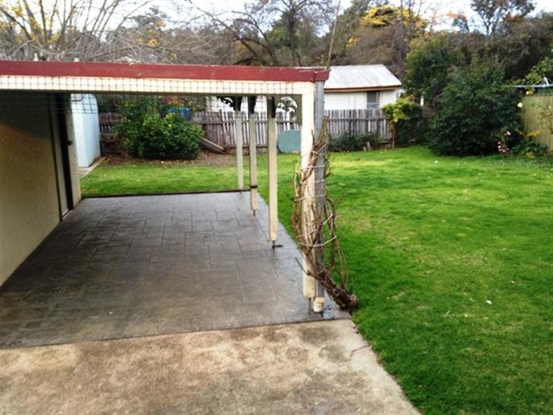 37 Mitchelmore Street, Wagga Wagga NSW 2650