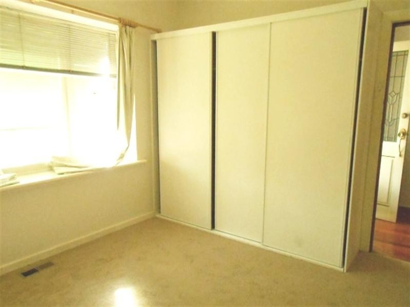 37 Mitchelmore Street, Wagga Wagga NSW 2650