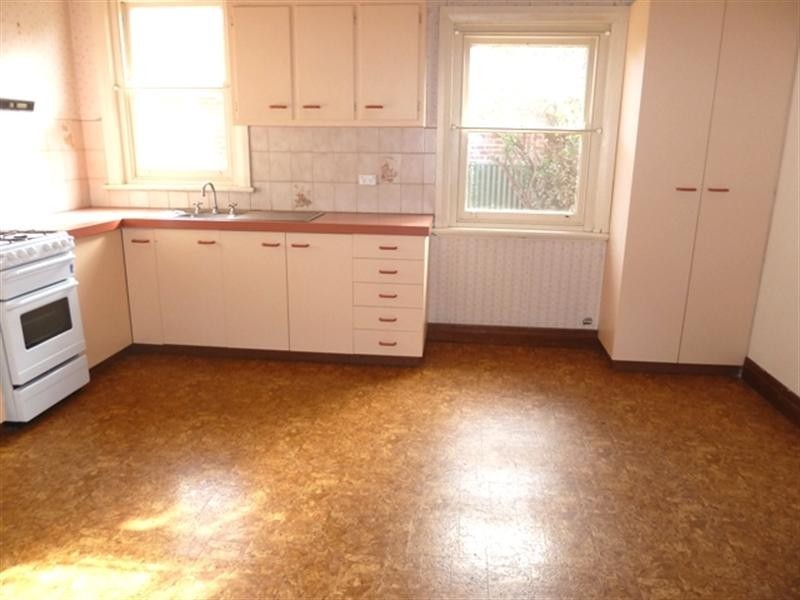 30 Dalton Street, Wagga Wagga NSW 2650