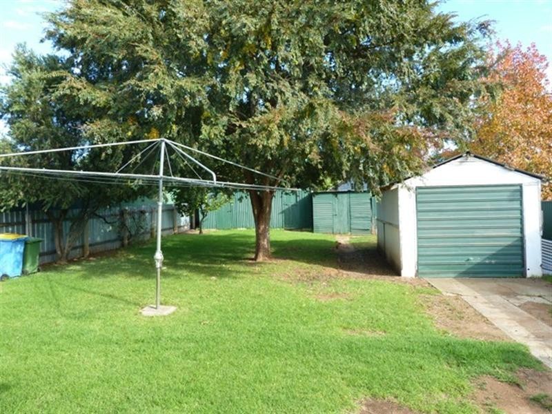 30 Dalton Street, Wagga Wagga NSW 2650