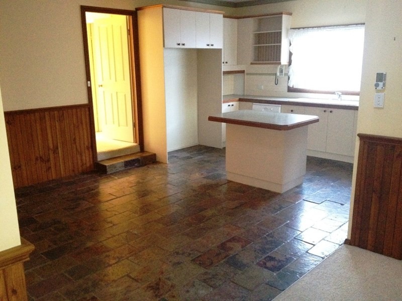 8 Jabiru Place, Wagga Wagga NSW 2650