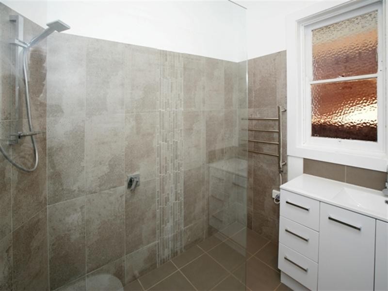 13 Edmondson Street, Turvey Park NSW 2650