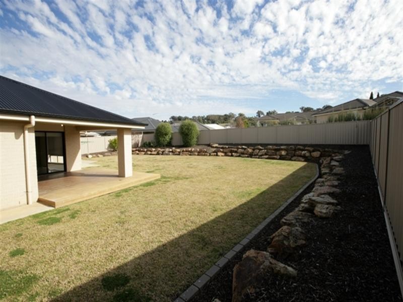 54 Stirling Bourlevard, Tatton NSW 2650