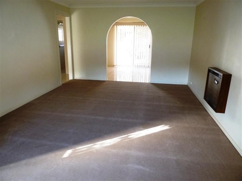 6 Tubbo Place, Wagga Wagga NSW 2650