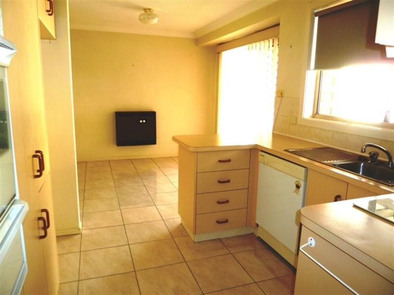 6 Tubbo Place, Wagga Wagga NSW 2650