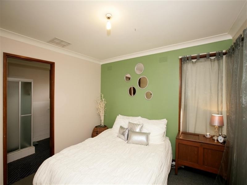 36 Maher Street, Tolland NSW 2650